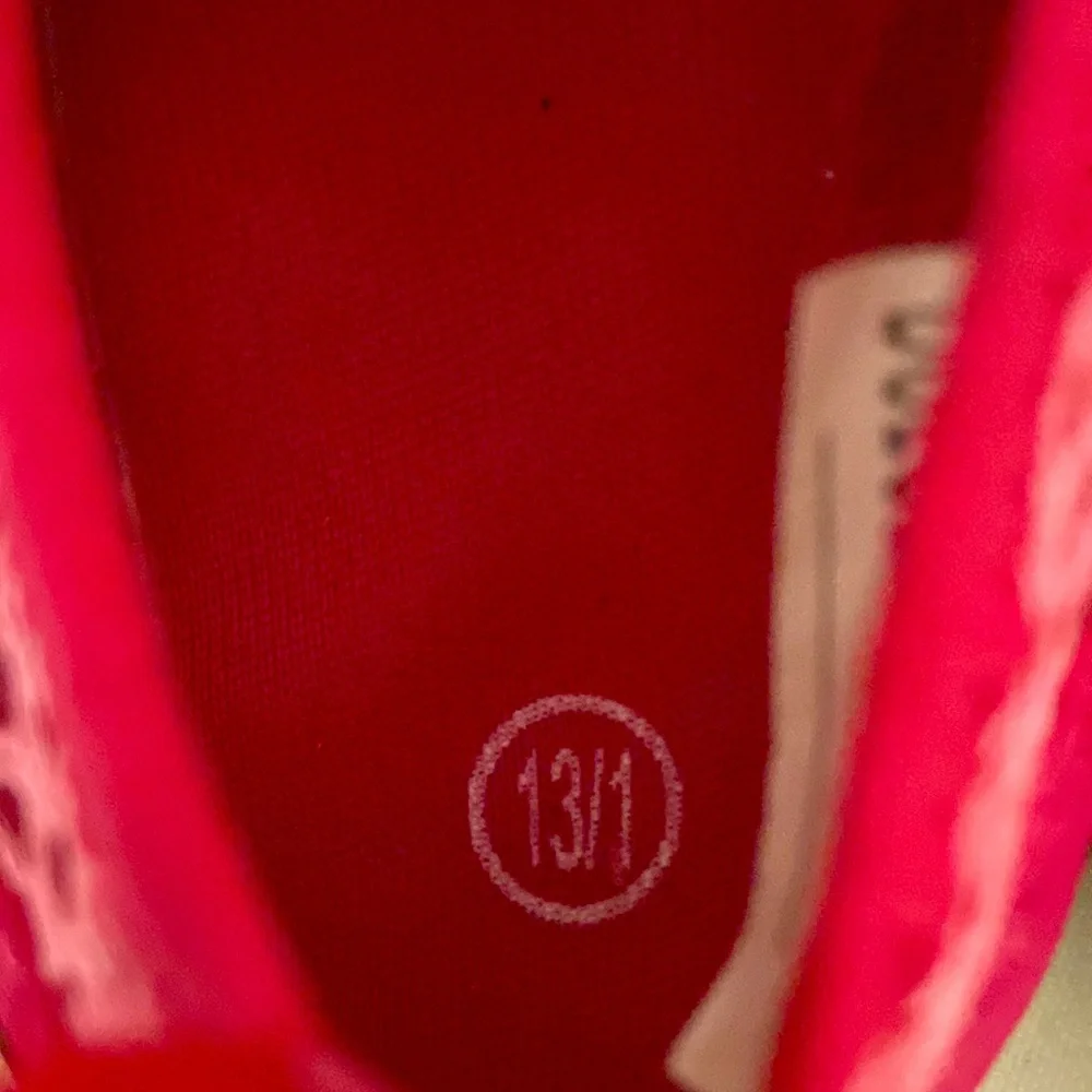 SWIGGLES GIRLS WATER SHOES